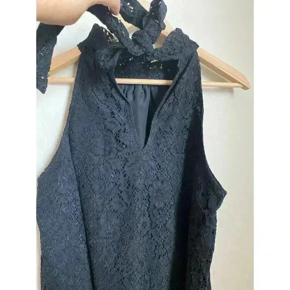 J. Crew Tie-neck‎ Top in Lace Black Size Medium - Picture 15 of 16